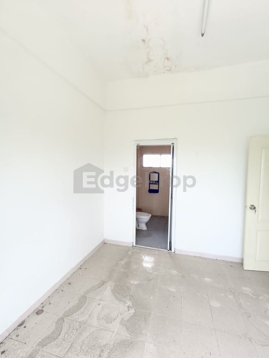 Apartment Bukit Saujana, Panglima B, Johor, Johor Bahru