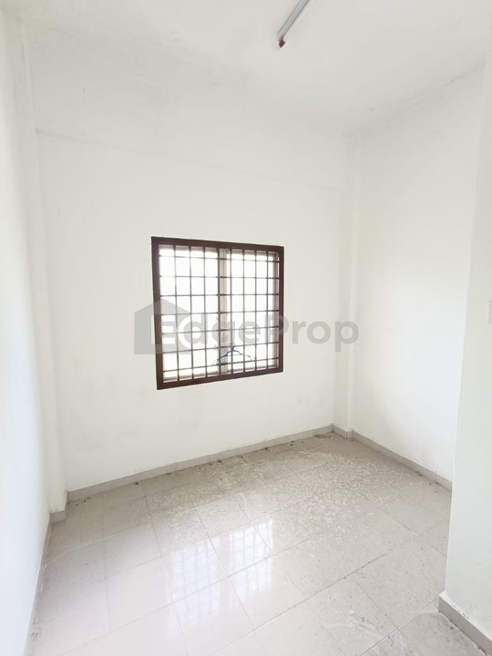 Apartment Bukit Saujana, Panglima B, Johor, Johor Bahru