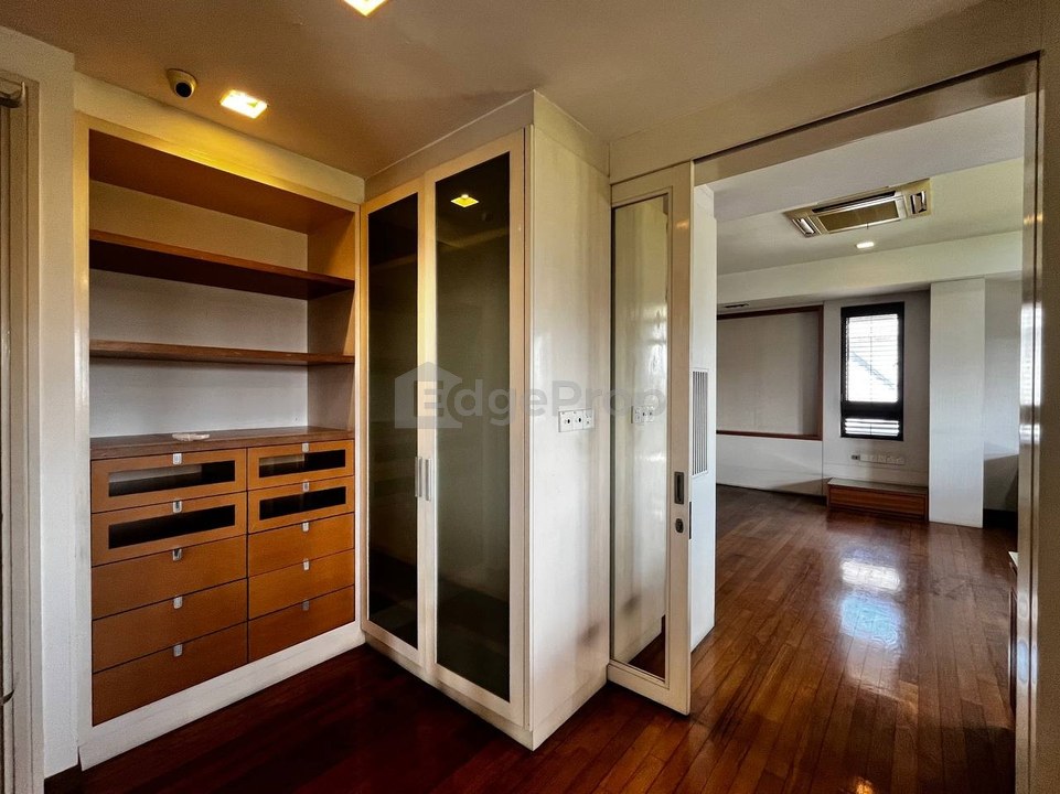 CHEAP Bungalow for Sale @ Damansara Heights, Kuala Lumpur, Damansara Heights