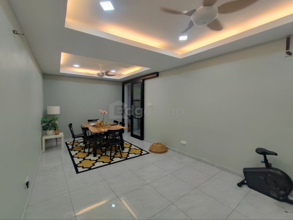Taman Perepat Indah Double Storey End Lot For Sale Extended, Selangor, Kapar 
