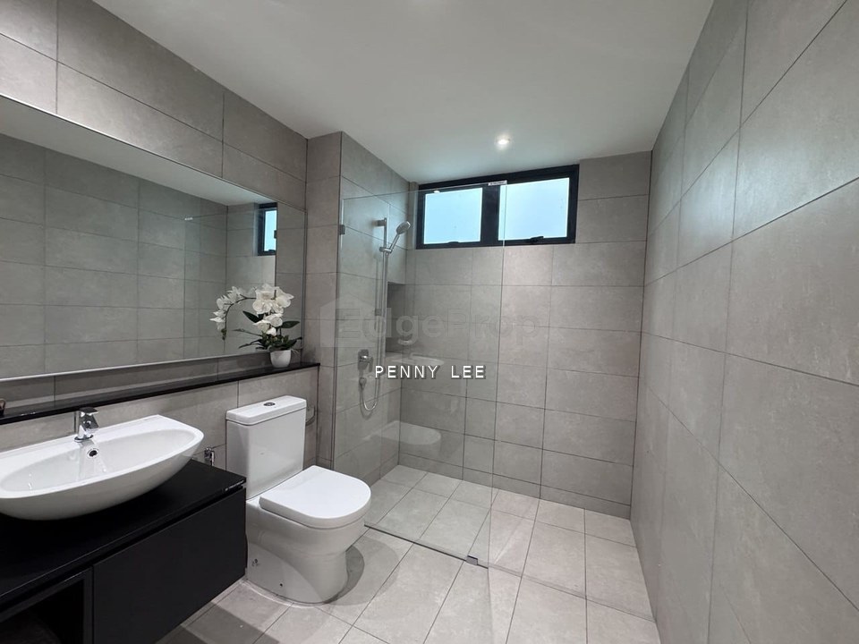 Senibong Cove Hillview Foreigner Can Buy New Condo Seaview for Sale, Johor, Masai