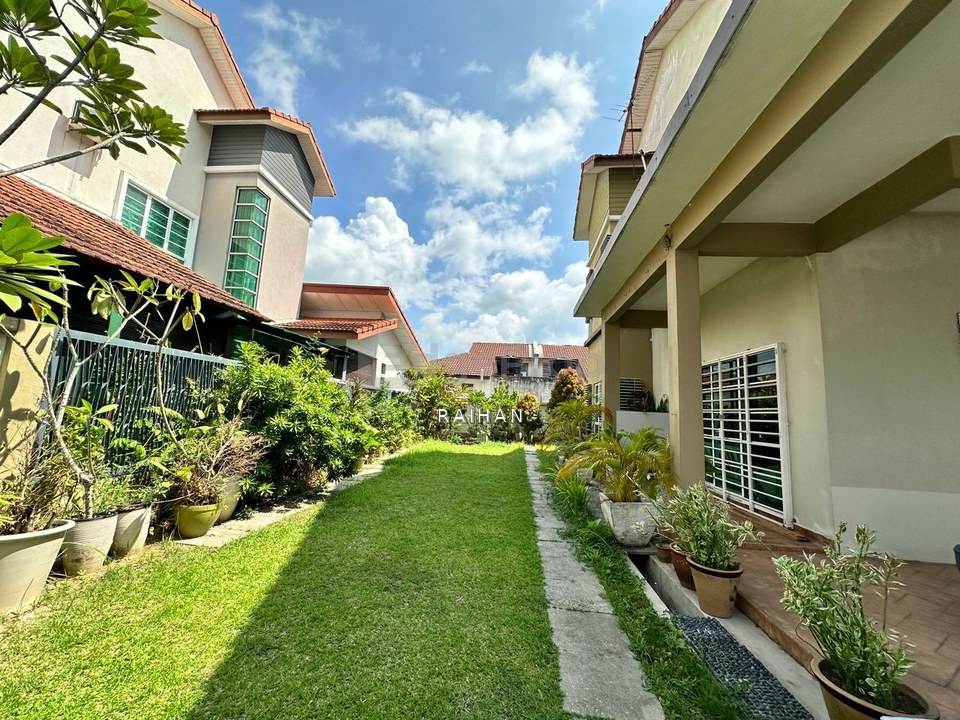 Taman Lelasari Alor Setar Kedah Bungalow Corner Lot Renovated ada ID Partially Furnished  Harga Nego, Kedah, Alor Setar