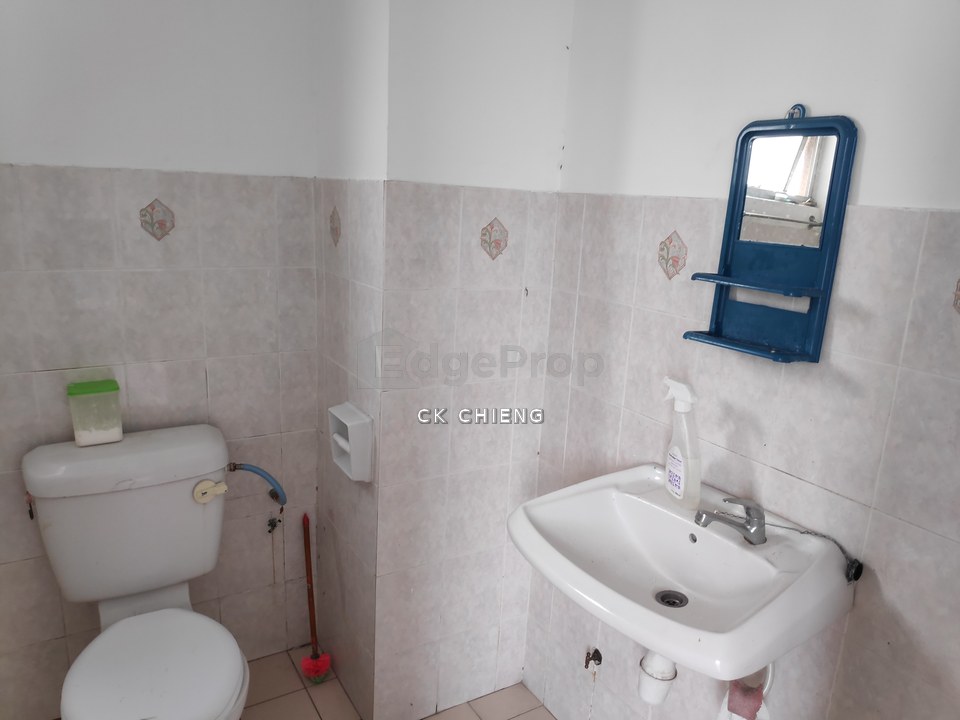 Ridzuan Condo Rent, 2 Rooms Partly Furnished, Bandar Sunway PJS10, Selangor, Bandar Sunway