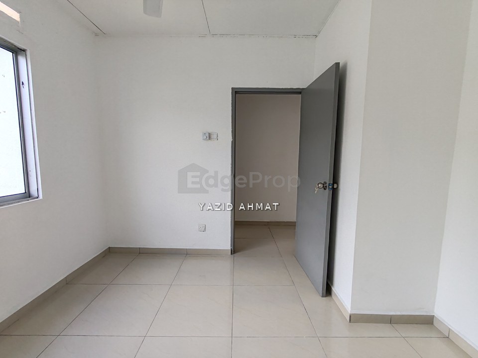 Taman Cahaya Masai for Sales 2 bed 2 Bathroom, Johor, Pasir Gudang