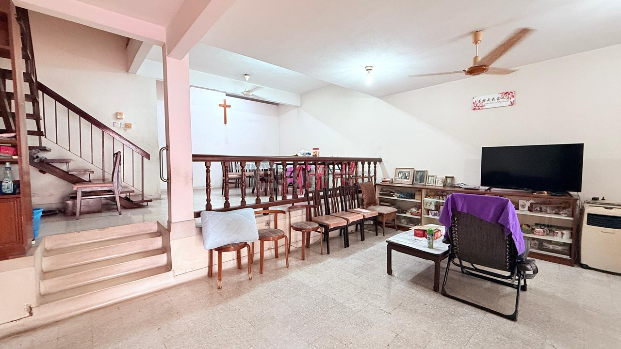 🏡 FOR SALE | 2 Storey Terrace @ Taman Desa, KL Cheras 🏡  ✨ Spacious Freehold Landed Home with Great Renovation Potential ✨  📍 Taman Desa, KL Cheras, Kuala Lumpur, Cheras