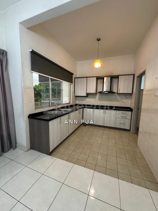 LAGOON RESIDENCE 3 STOREY TOWNHOUSE FOR SALE, Selangor, Kota Kemuning