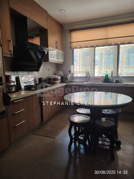 Corner bungalow for sale in Section 22 Petaling Jaya, Selangor, Petaling Jaya