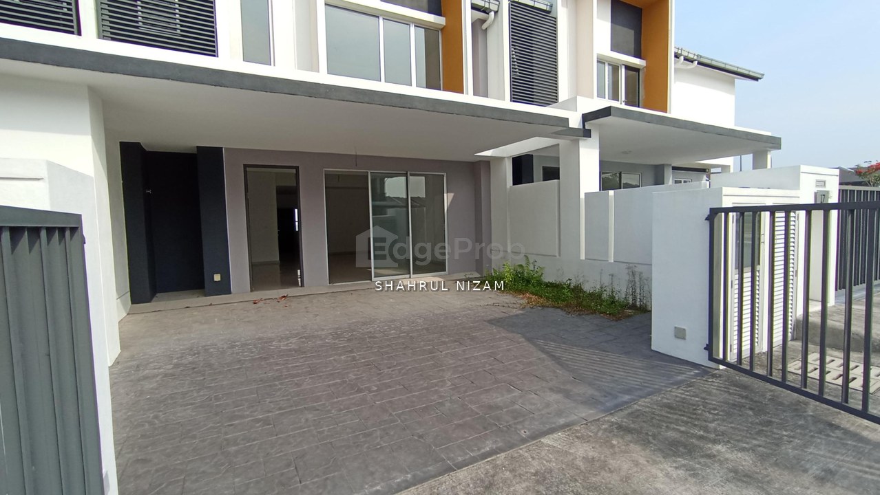 BRAND NEW SERENE HEIGHT TYPE VERNA SEMENYIH BANGI, Selangor, Semenyih