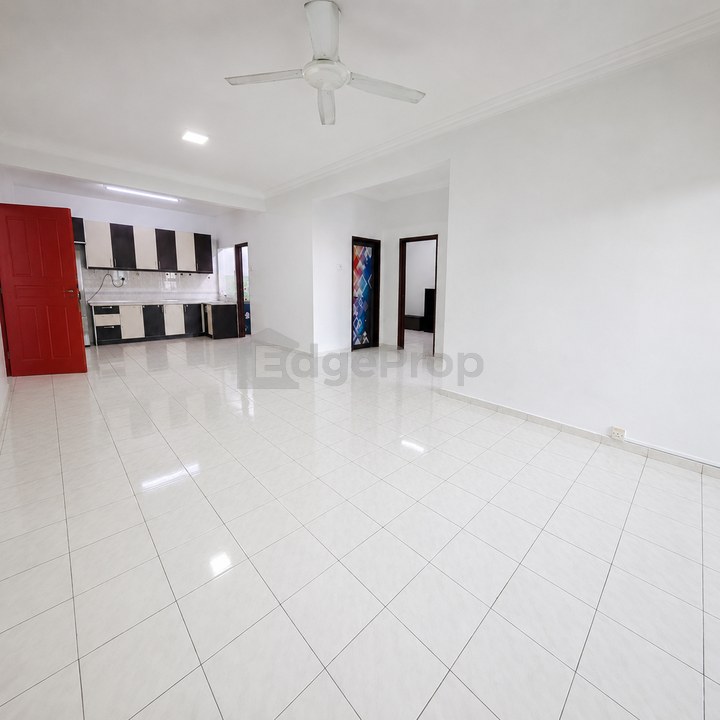 Sri Mekar Apartment Puchong Freehold Low Floor Low Density Kitchen Cabinet, Selangor, Puchong
