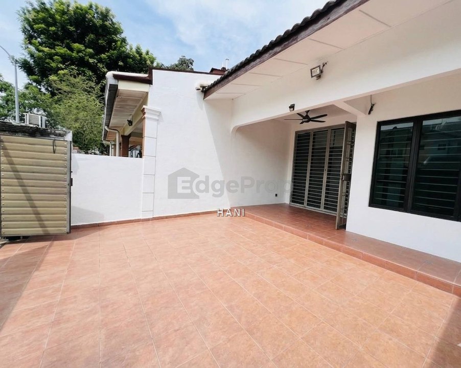 2 Storey Terrace Taman Puchong Utama | Renovated & Extended , Selangor, Puchong