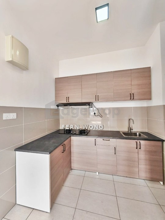 Partly Furnished Zentro Residence Bandar 16 Sierra Puchong South For Rent , Selangor, Puchong South