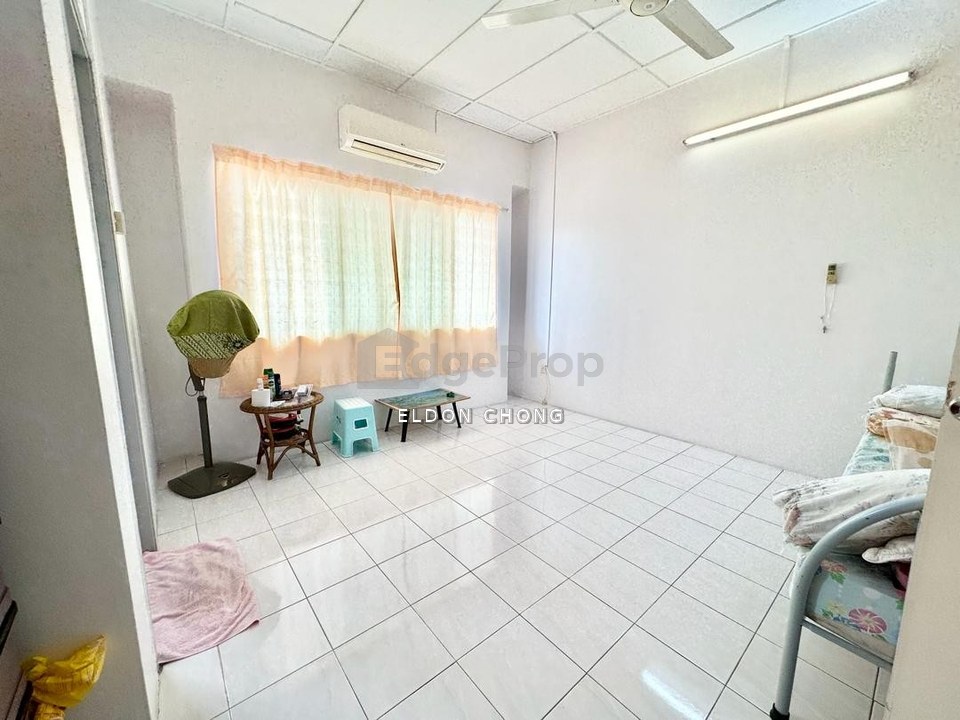 Near MRT 2 Storey 18x65, 4room 3bath, Pinggiran Putra, Taman Equine, Selangor, Seri Kembangan
