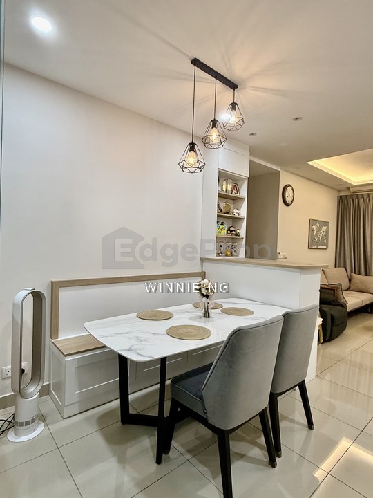 Meridin Bayvue Apartment