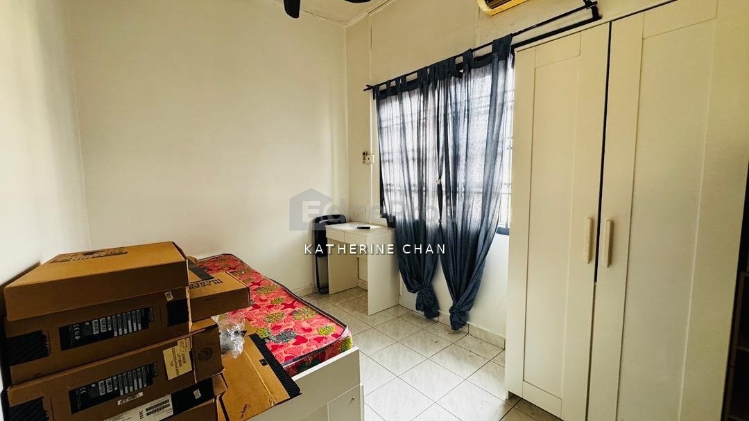 Bandar Putra Kulai | Full Loan | Double Storey | Renovated , Johor, Kulai
