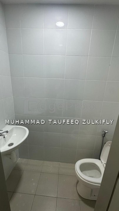 PARTIAL FURNISHED | SPACIOUS 3 + 1 Bedrooms | Tulip Residence, Denai Alam, Selangor, Shah Alam