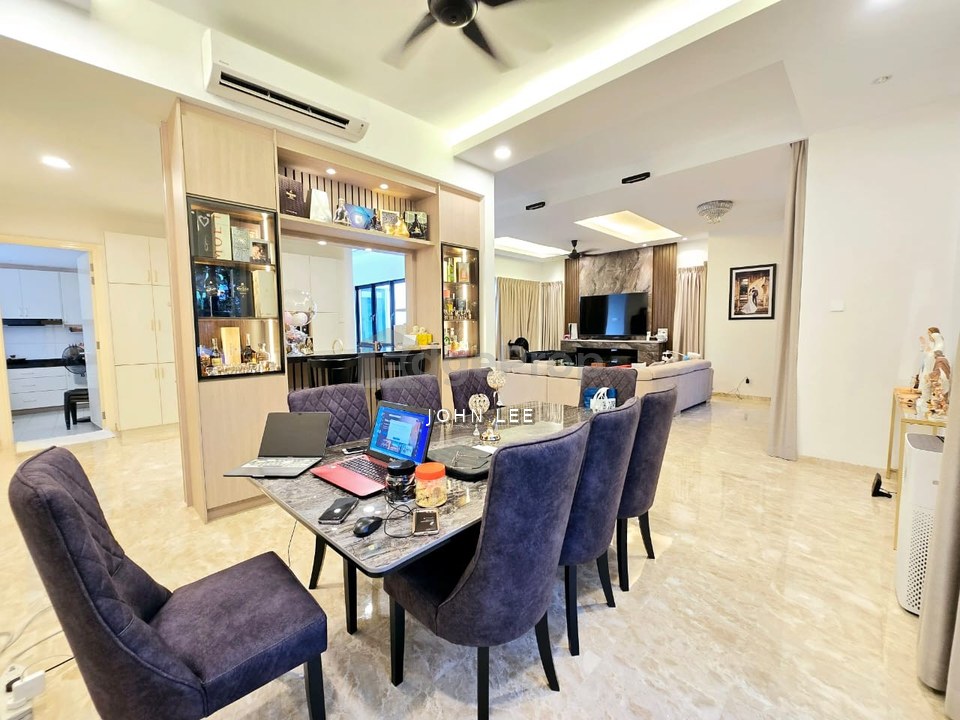 Lake Edge Puchong 2 Storey Semi D House For Sale Land Size 50x90 4500sqft Build Up 4200sqft Nice Living Environment Garden View & Club House Swim Pool, Selangor, Puchong
