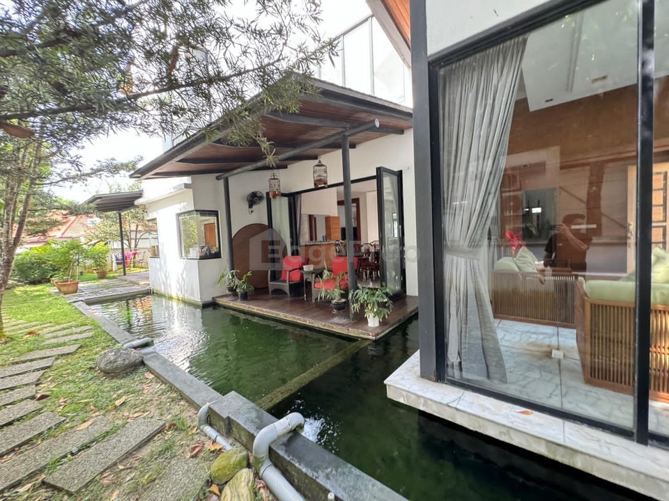 Laman Setiakasih 8