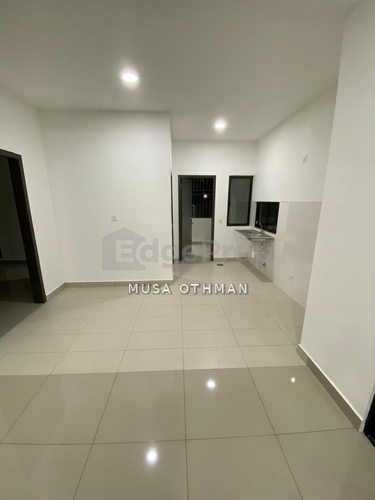 PARTIAL FURNISHED 2 Storey End Lot, Lyra Bandar Bukit Raja Klang, Selangor, Bandar Bukit Raja
