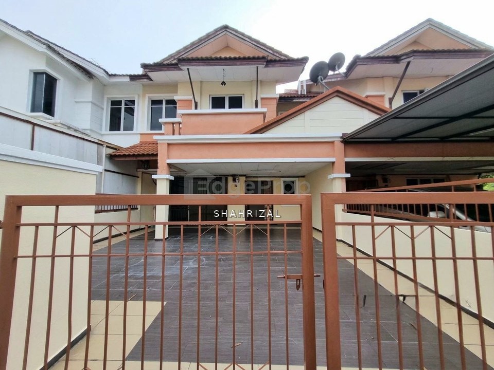 Persiaran Puncak Alam 2 