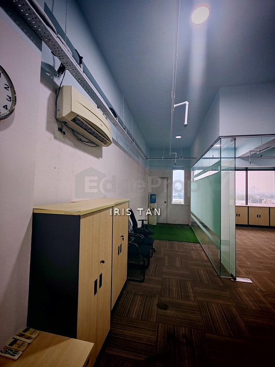 Nicely renovated Puchong Office Space Furnished Office Puchong IOI Business Park for Rent, Selangor, Puchong