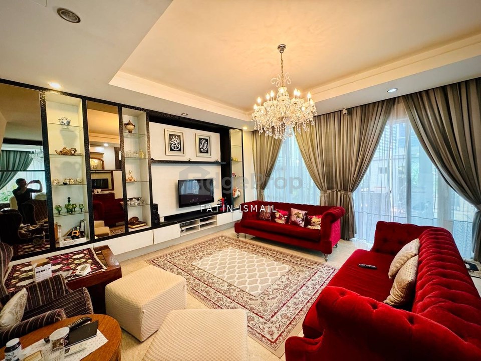 Villa Laman Cahaya