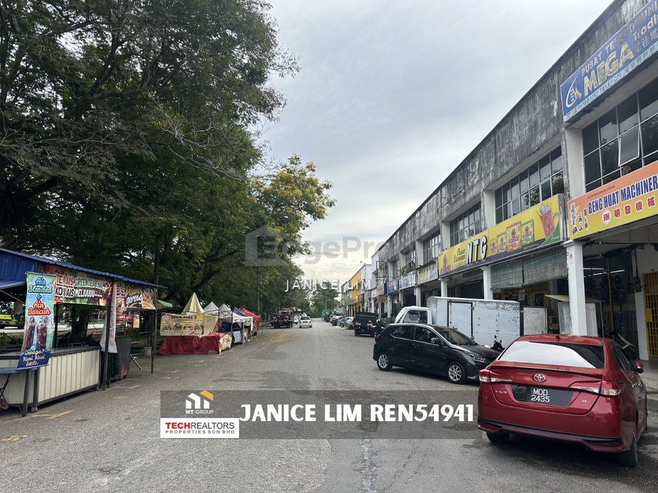 TAMAN TIRAM