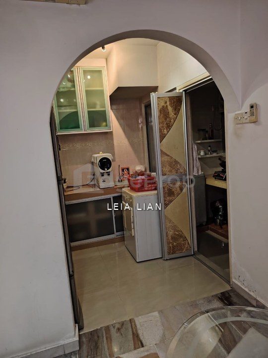 Ground Floor Fully Furnished Apartment 3 Bedrooms in Puchong , Selangor, Puchong