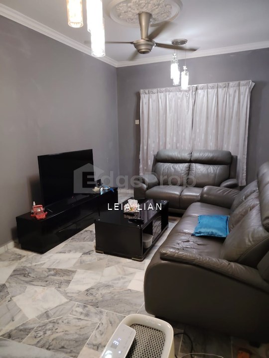 Ground Floor Fully Furnished Apartment 3 Bedrooms in Puchong , Selangor, Puchong