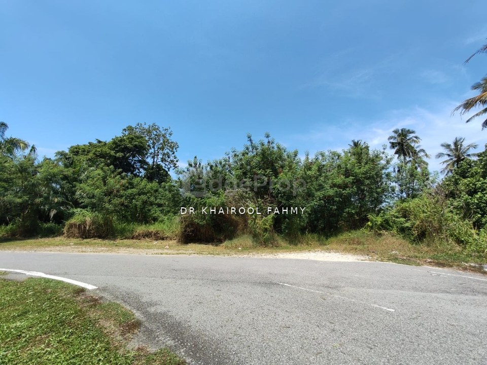 Tanah Lot Banglo Pontian Besar (Non Bumi) Tepi Laut, Johor, Pontian