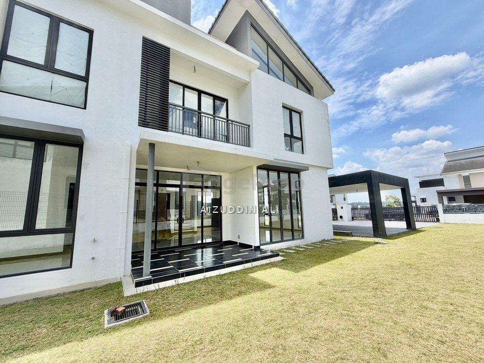 Exclusive Bungalow Sebayu Hill Villas Bandar Sri Putra, Bangi, Selangor, Kajang