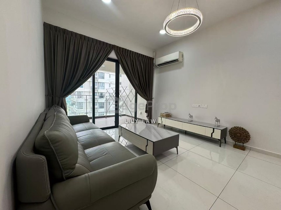 Baypoint @ Country Garden Danga Bay