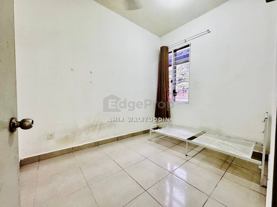 Casa Dahlia Apartment, Bandar Baru Salak Tinggi, Sepang, Selangor, Sepang