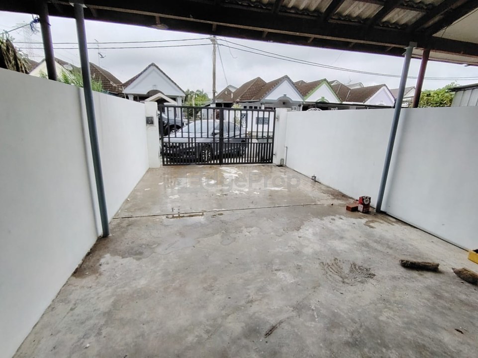 Taman Rinting Jalan Ketapang House Good Condition , Johor, Masai