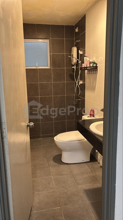 Puchong koi prima for rent free 2 car park rm1450 with furniture , Selangor, Puchong