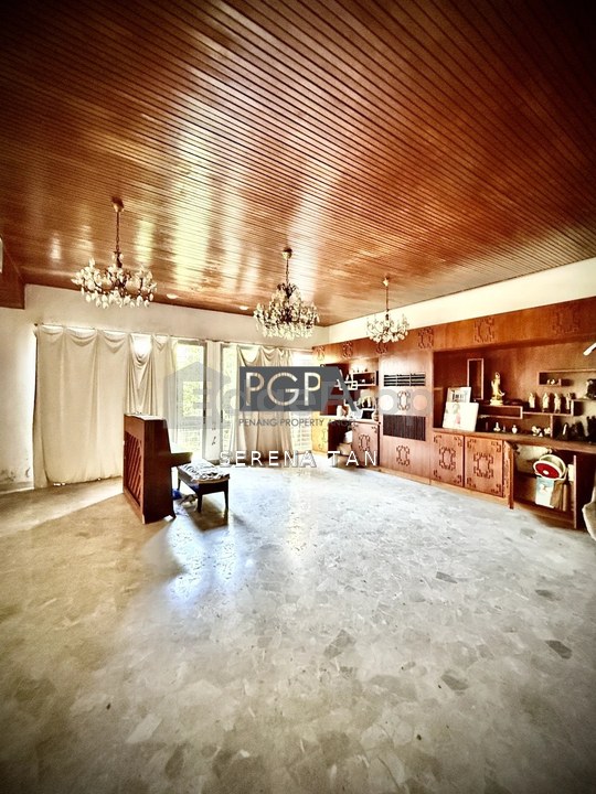 Double-Storey Bungalow on Expansive Grounds at Western Road, Pulau Tikus, Penang, Georgetown
