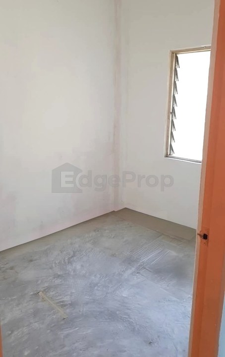 Below BV, Medium Low Cost Flat , Rumah Pangsa Taman Gaya, Ulu Tiram, Johor, Ulu Tiram