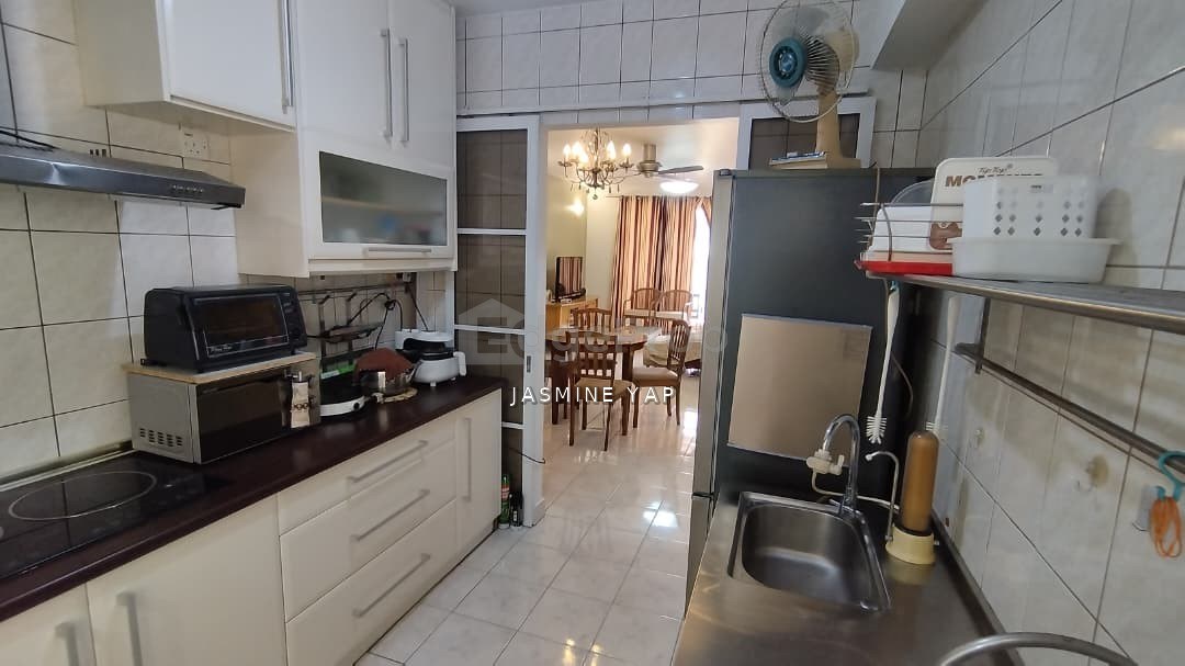 Mont Kiara BAYU Condo Surrounded by many Food Shop Mall Cheapest Unit in MK, Kuala Lumpur, Mont Kiara