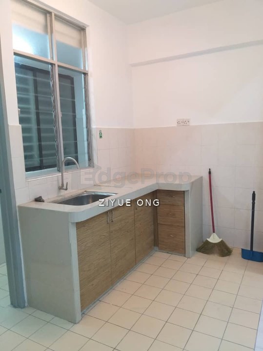 Rhythm Avenue, USJ, Selangor Service Residence for Rent LRT Mall , Selangor, USJ