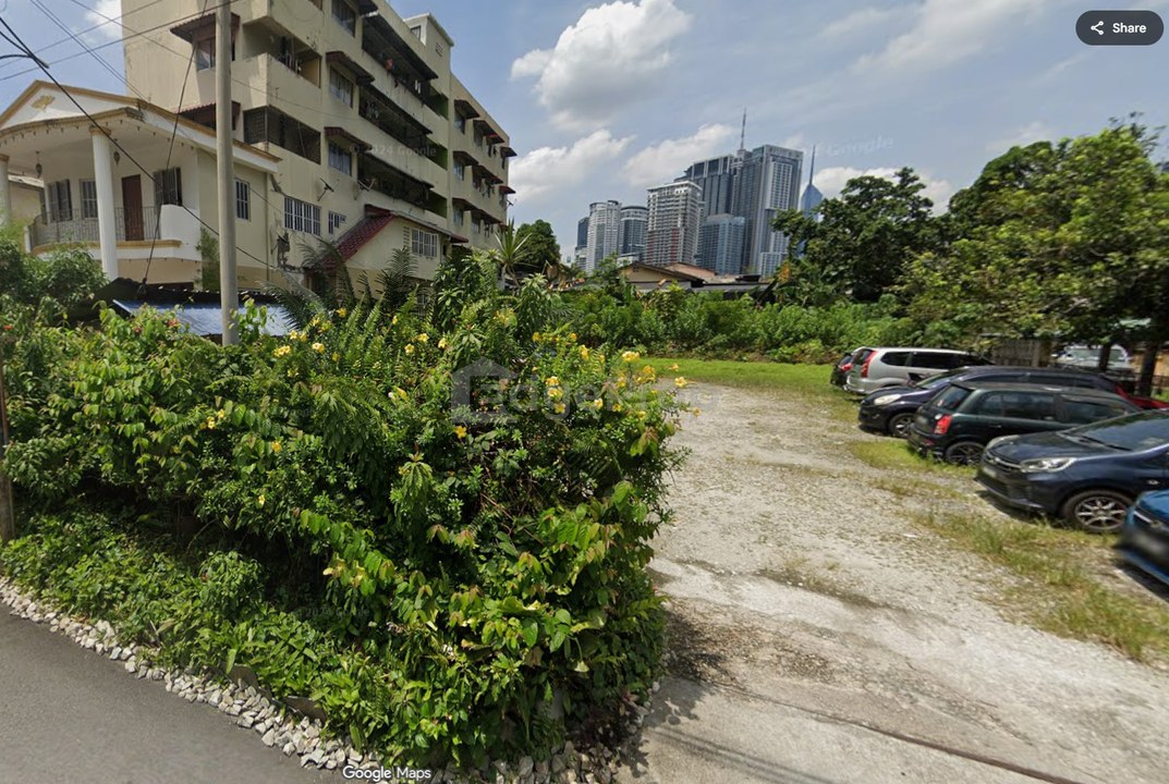 Jalan Hamzah 