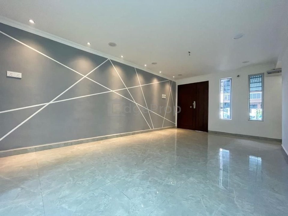 Full Loan Below Market Value Fully Renovated 2 Sty Taman Desawan Klang, Selangor, Klang