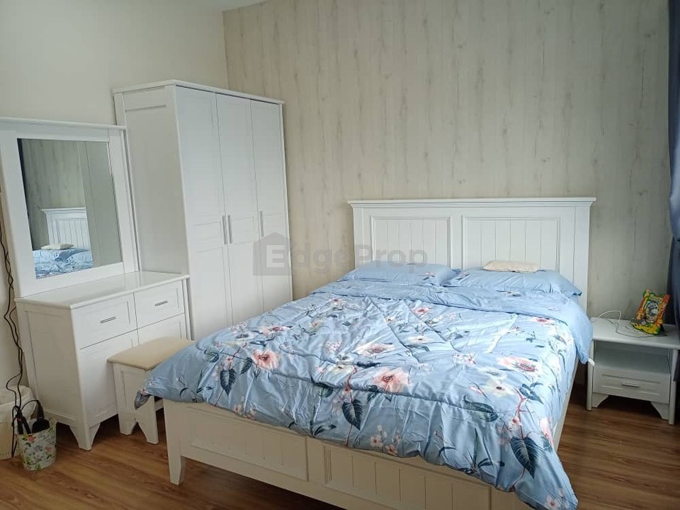Oxford Park Avenue Townhouse for Rent! Loctaed at Jalan Muara Tuang , Sarawak, Kuching
