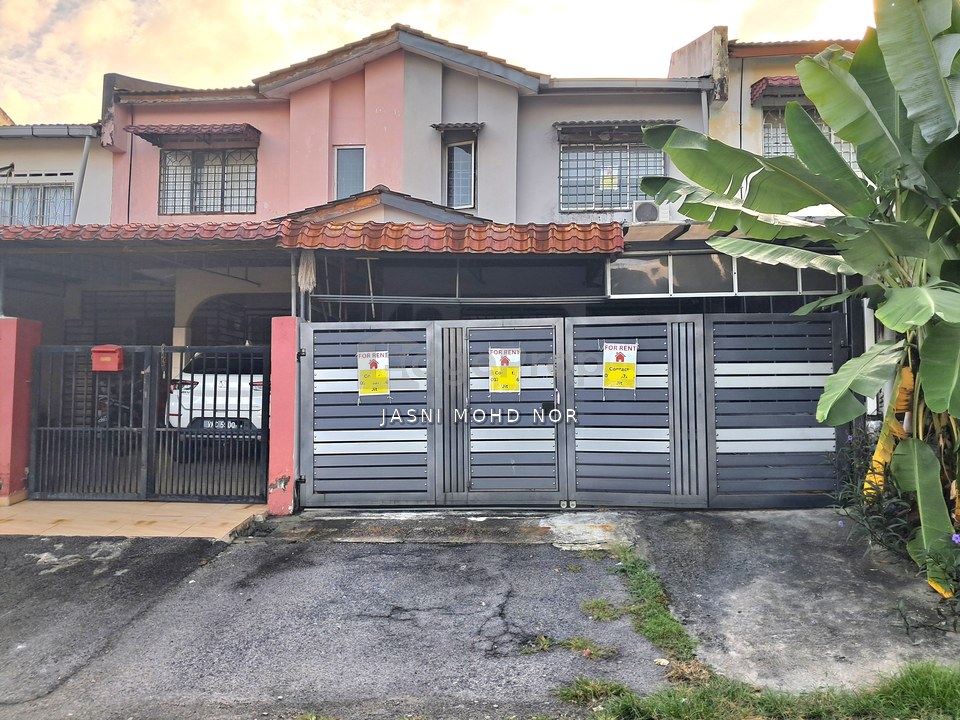 NEAR UTAR Sg Long & MRT Bukit Dukung Double Storey  Taman Koperasi Cuepacs Kajang , Selangor, Kajang