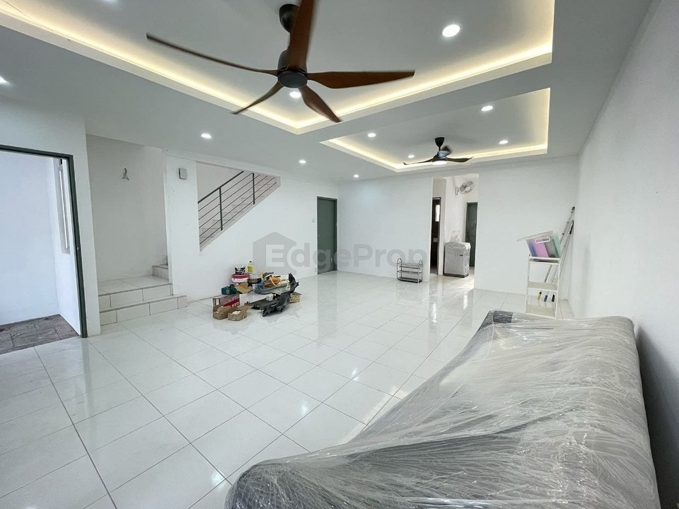 RUMAH TERES DUA TINGKAT UNTUK DI SEWA / RENT, Kedah, Sungai Petani
