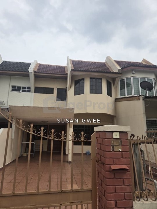 Double Storey super  link house at SS18 for rent, Selangor, Subang Jaya
