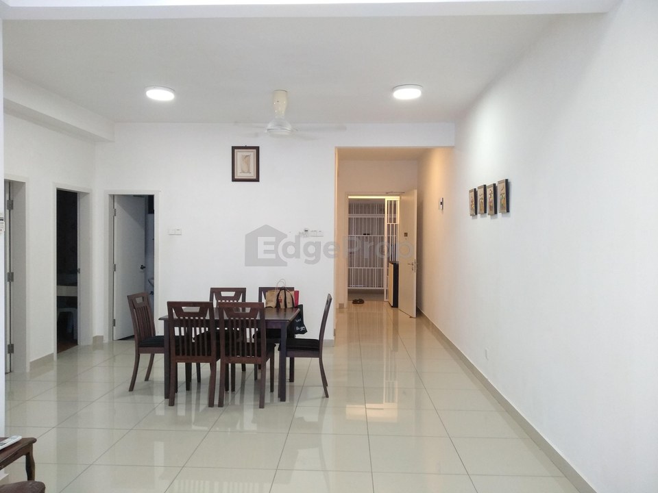 Rare Find! Spacious 1,066sf 3B2B @ Utropolis — Comes with 2 Car Parks!, Selangor, Glenmarie