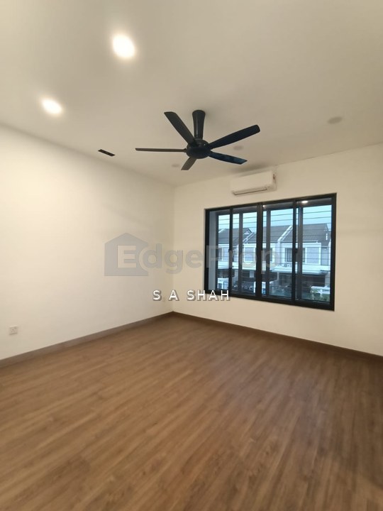 P/F 4r 4b Double Storey House @ Elmina Green 1, Selangor, Sungai Buloh