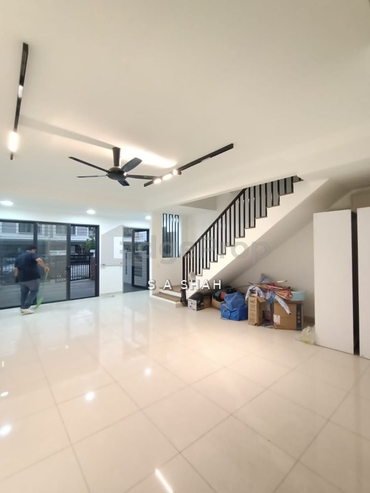 P/F 4r 4b Double Storey House @ Elmina Green 1, Selangor, Sungai Buloh