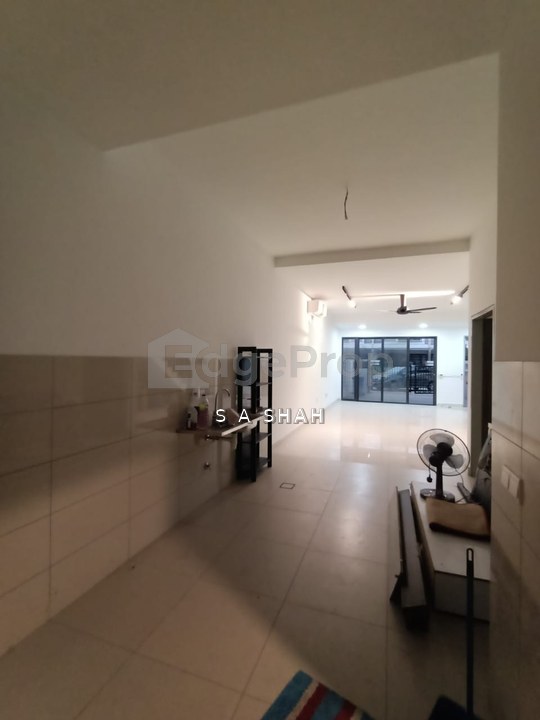 P/F 4r 4b Double Storey House @ Elmina Green 1, Selangor, Sungai Buloh