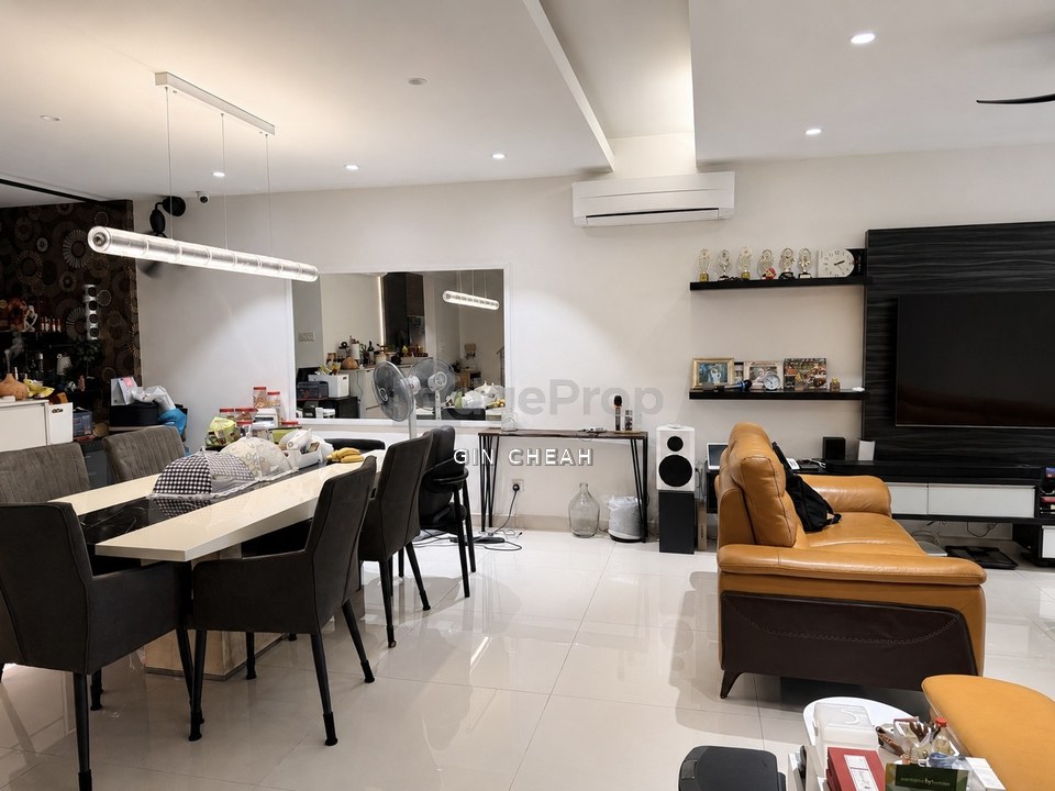 Damai Puspa In Damai Perdana, 2 Storey Superlink For Sale, Renovated Good Condition, Kuala Lumpur, Cheras