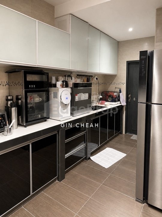 Damai Puspa In Damai Perdana, 2 Storey Superlink For Sale, Renovated Good Condition, Kuala Lumpur, Cheras
